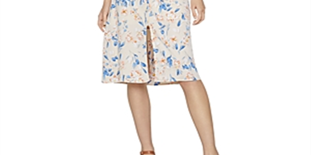 Vestido evasê floral feminino BCBGeneration com decote em V, branco, tamanho 12