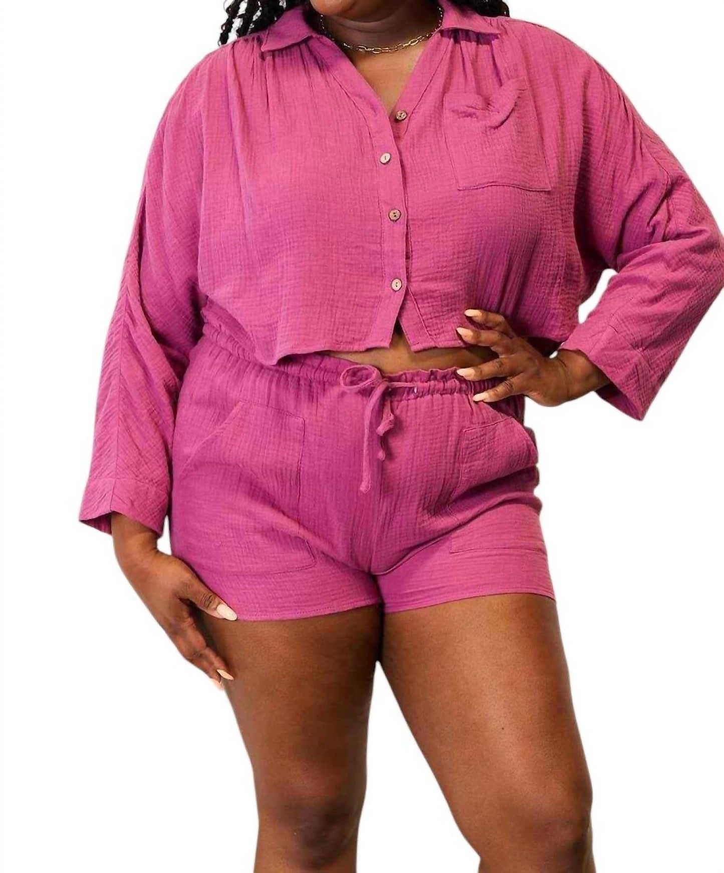 Conjunto de duas peças com botões Basic Bae - Chic