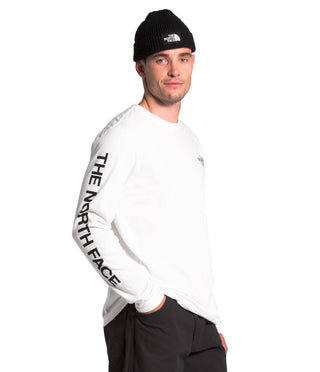 THE NORTH FACE Men's TNF Sleeve Hit Long Sleeve Tee, TNF White/TNF Black, Medium