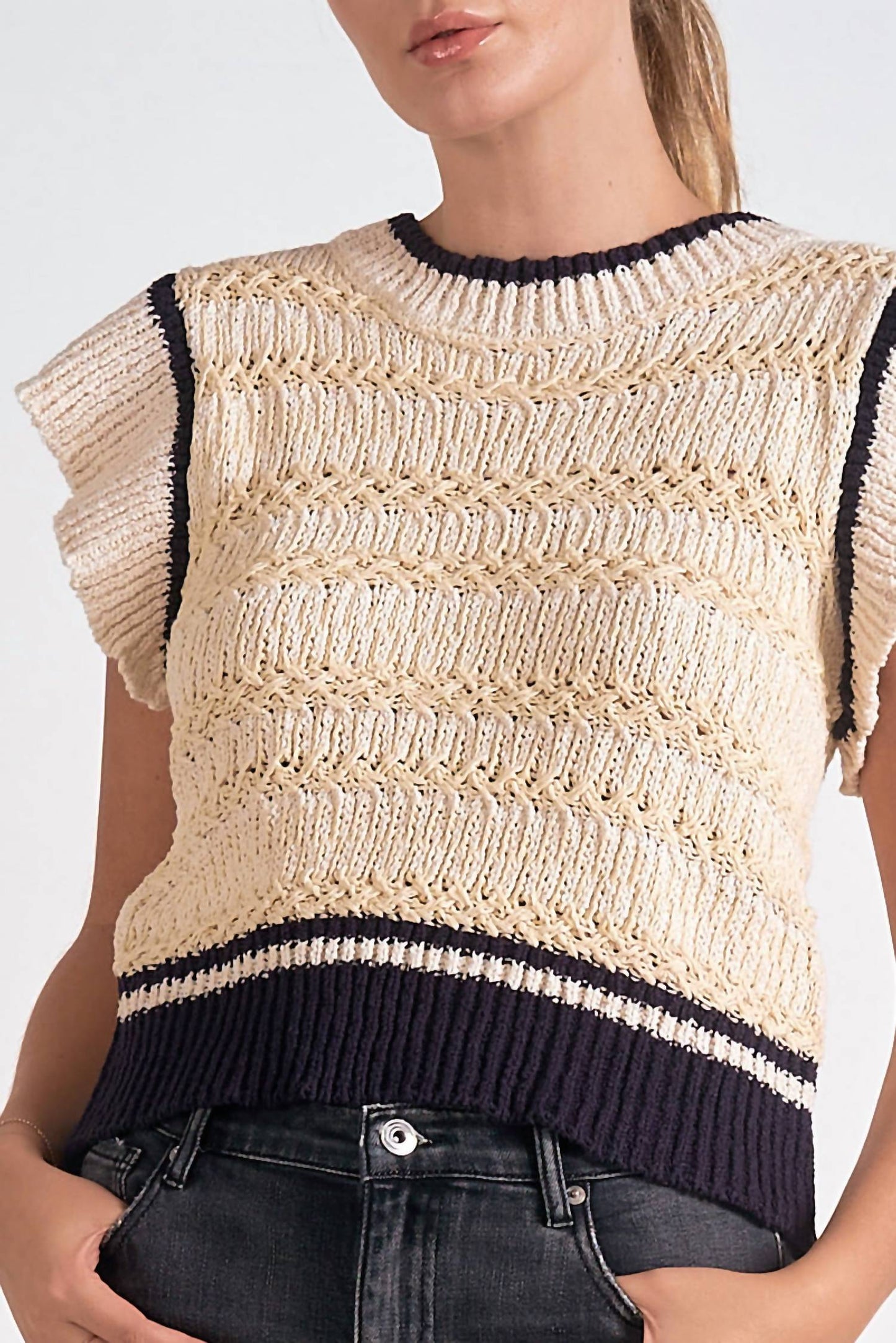 Elan - 7 Sweater Cap Sleeve Crewneck
