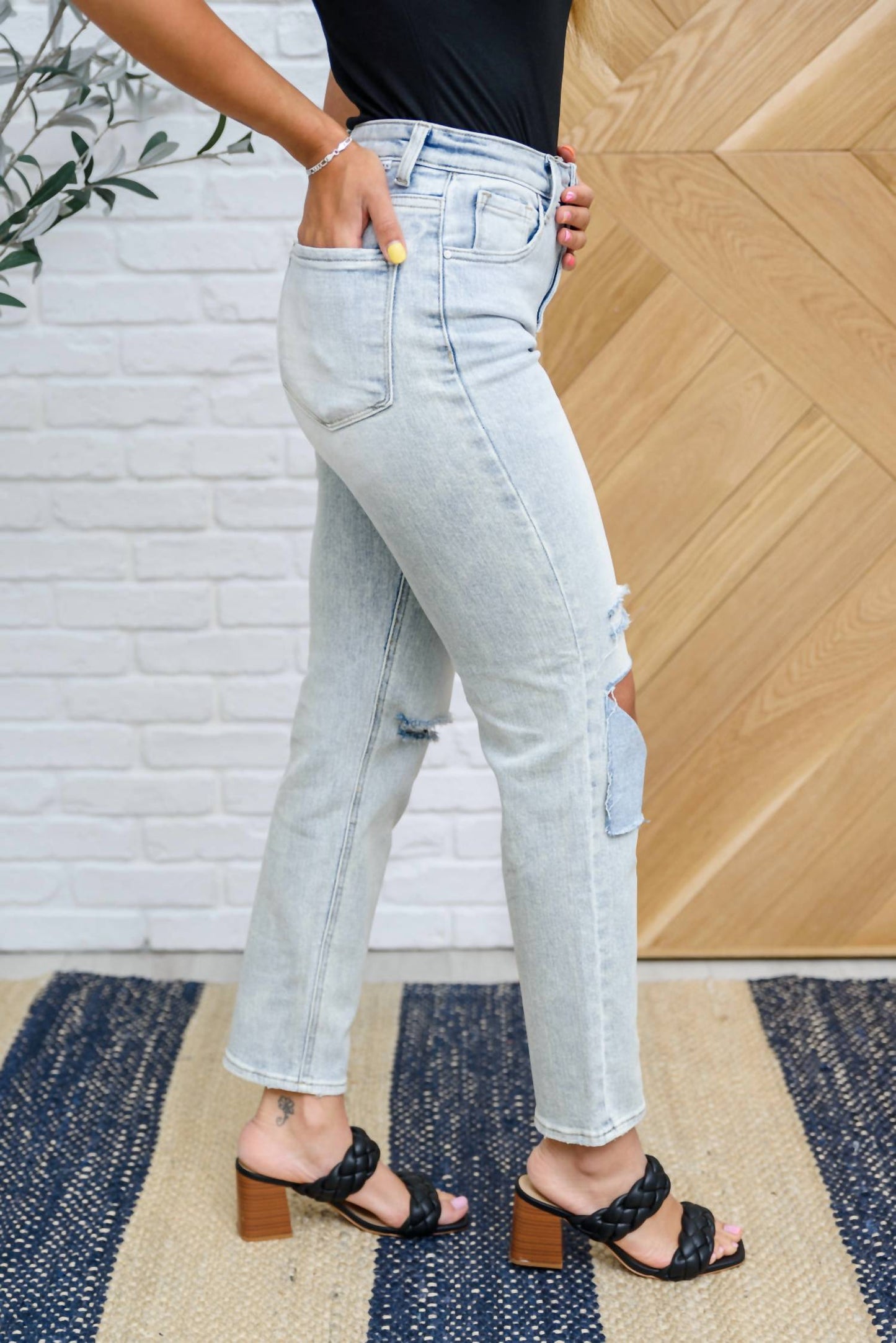 Risen - Good Karma Distressed Jeans