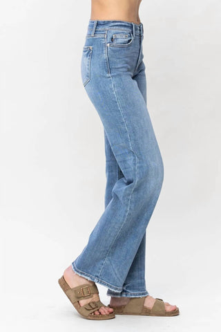Judy Blue - Calça Jeans de Cintura Média e Perna Larga