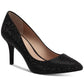 INC International Concepts Sapatos de bico fino com detalhes Zitah para mulheres, pretos, tamanho 7,5 M