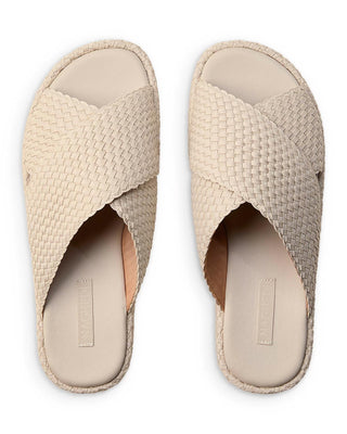 Naghedi - Plataforma Laguna Feminina