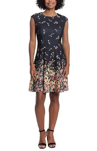 Vestido feminino estampado, justo e evasê, preto, tamanho 14, pequeno, da London Times