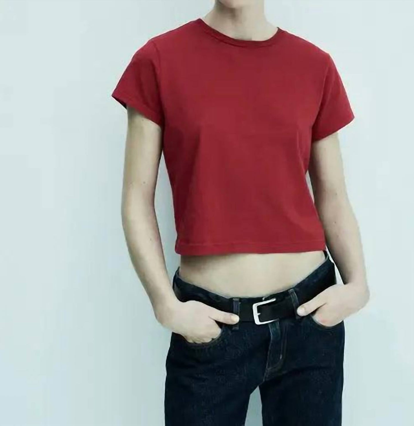 agolde-adine-shrunken-tee-9