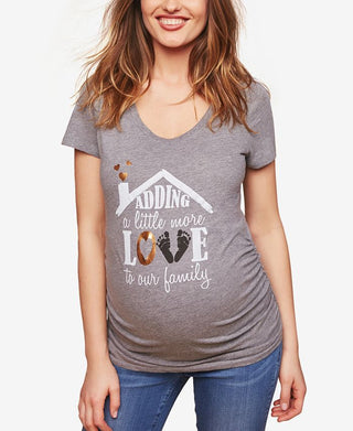 Camiseta Maternidade e Maternidade Feminina Adicionando um Pouco Mais de Amor à Nossa Família, Cinza, Tamanho X-S