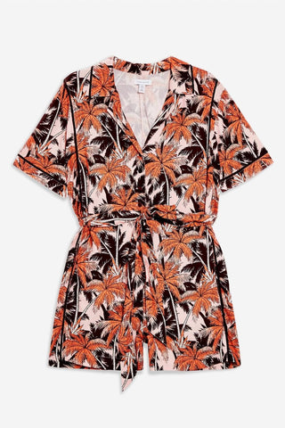 Topshop - Macacão com estampa tropical, manga curta e decote em V