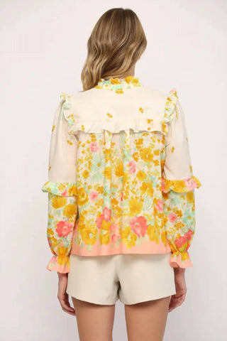 Fate - Blusa Floral Caprichosa com Babados