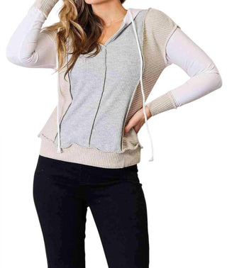 Double Take - Moletom com capuz em blocos de cores chiques e detalhes de costura