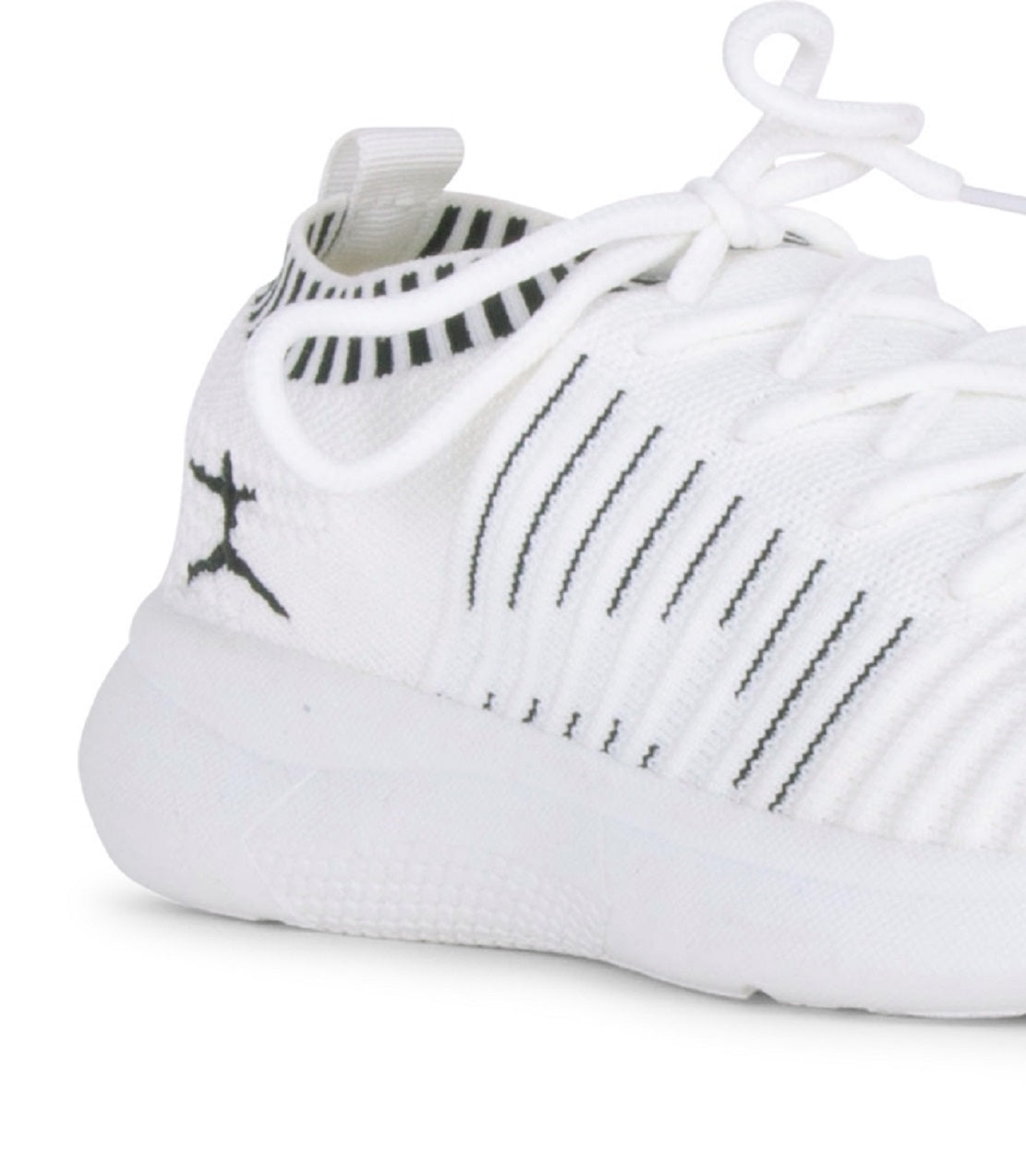 Tênis esportivo feminino Danskin Stretch Energy com cadarço e bico redondo, branco, tamanho 9