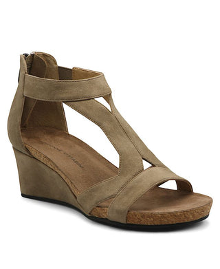 Adrienne Vittadini Women's Thayer Wedge Sandal Shoes Brown Size 7.5 M