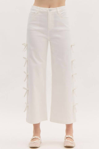 Entro - Cropped Fixed Mini Bows Jeans