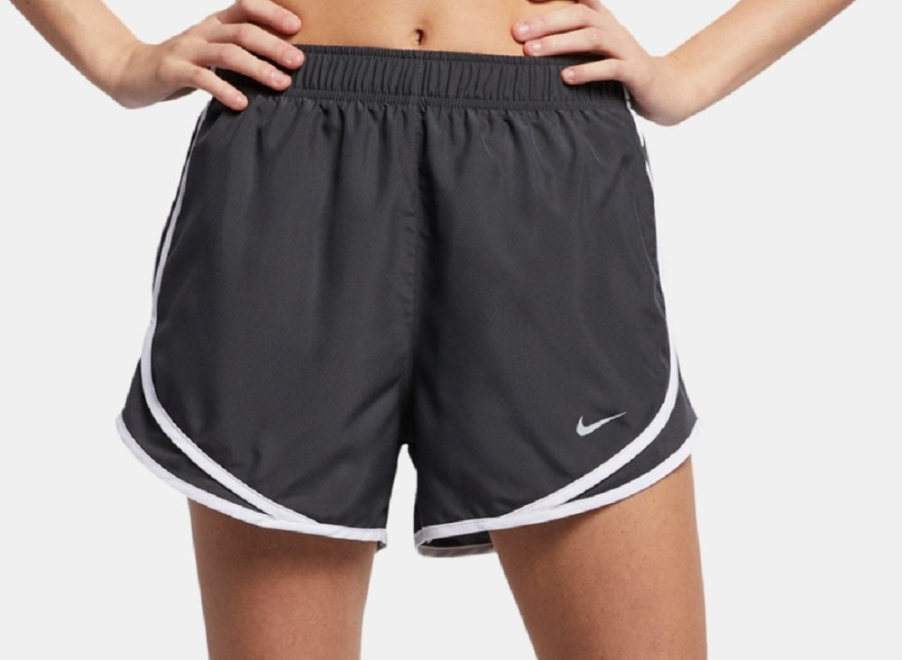 Shorts de corrida Nike Dri Fit Tempo feminino, preto, tamanho médio
