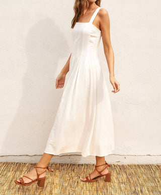 Dress Forum - Women's Midi Dress