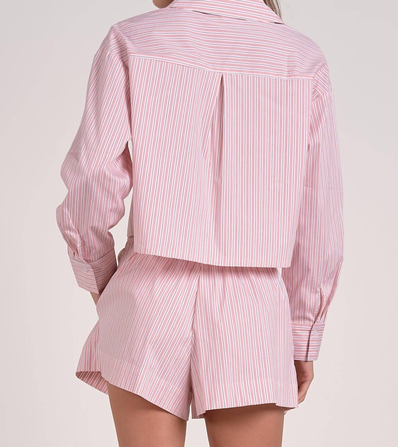 Elan - Button Down Crop Top