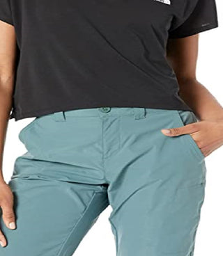 Camiseta feminina The North Face de manga curta com costas cruzadas, preta, tamanho X-S