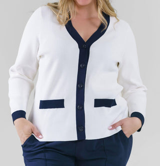 Cápsula 121 - Jaqueta Hilda de manga comprida e decote em V - Plus