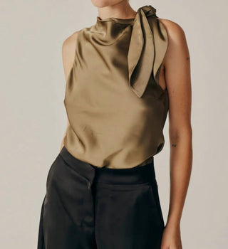 Deluc - Blusa sem mangas com gola alta Alchemilla