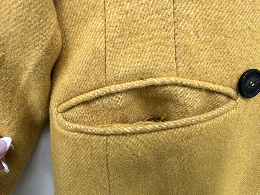 Casaco feminino trespassado sob medida Avec Les Filles, amarelo, tamanho grande