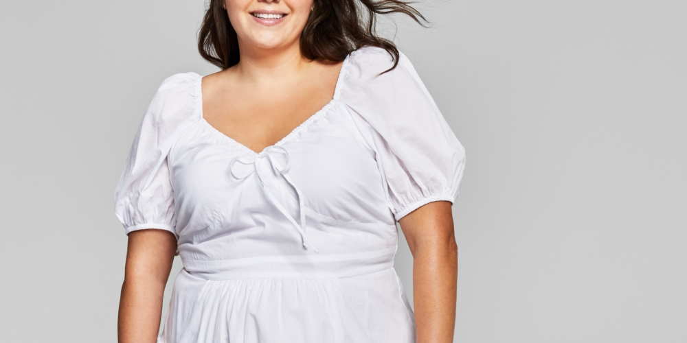 E agora este vestido feminino moderno com corte em camadas e flare, tamanho 4X