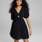 E agora este minivestido feminino de algodão com decote em V, preto, tamanho médio