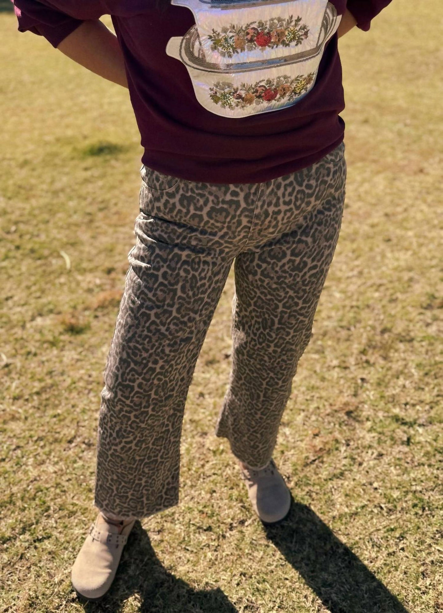 66Disco - Women's Leopard Frayed Edge Wide Leg High Waist Jeans