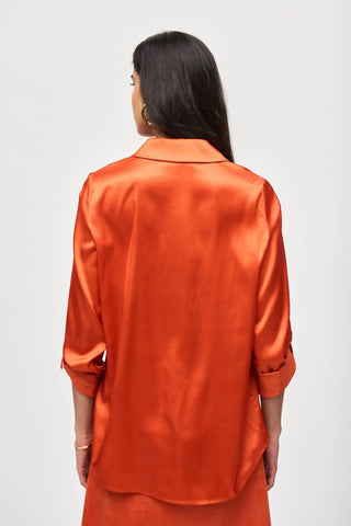 Joseph Ribkoff - Blusa de cetim com botões