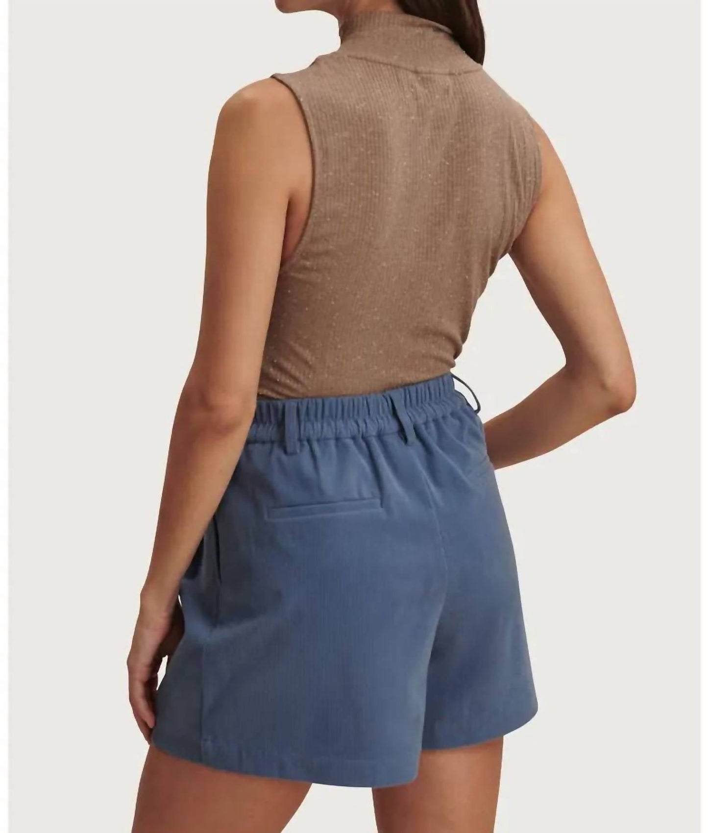 Varley - Jorden Pleat Short