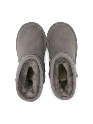 Ugg - Bota Infantil Clássica I!