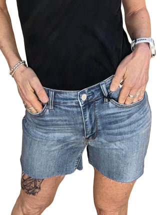 Judy Blue - Shorts de cintura média com corte reto