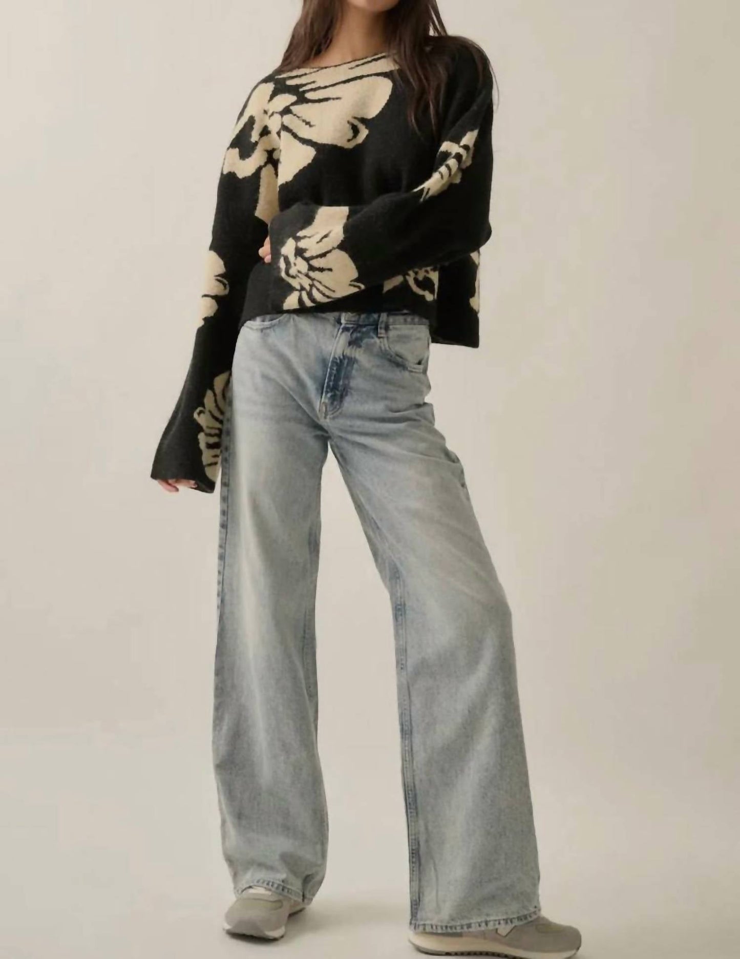 Promesa - Raven Floral Sweater