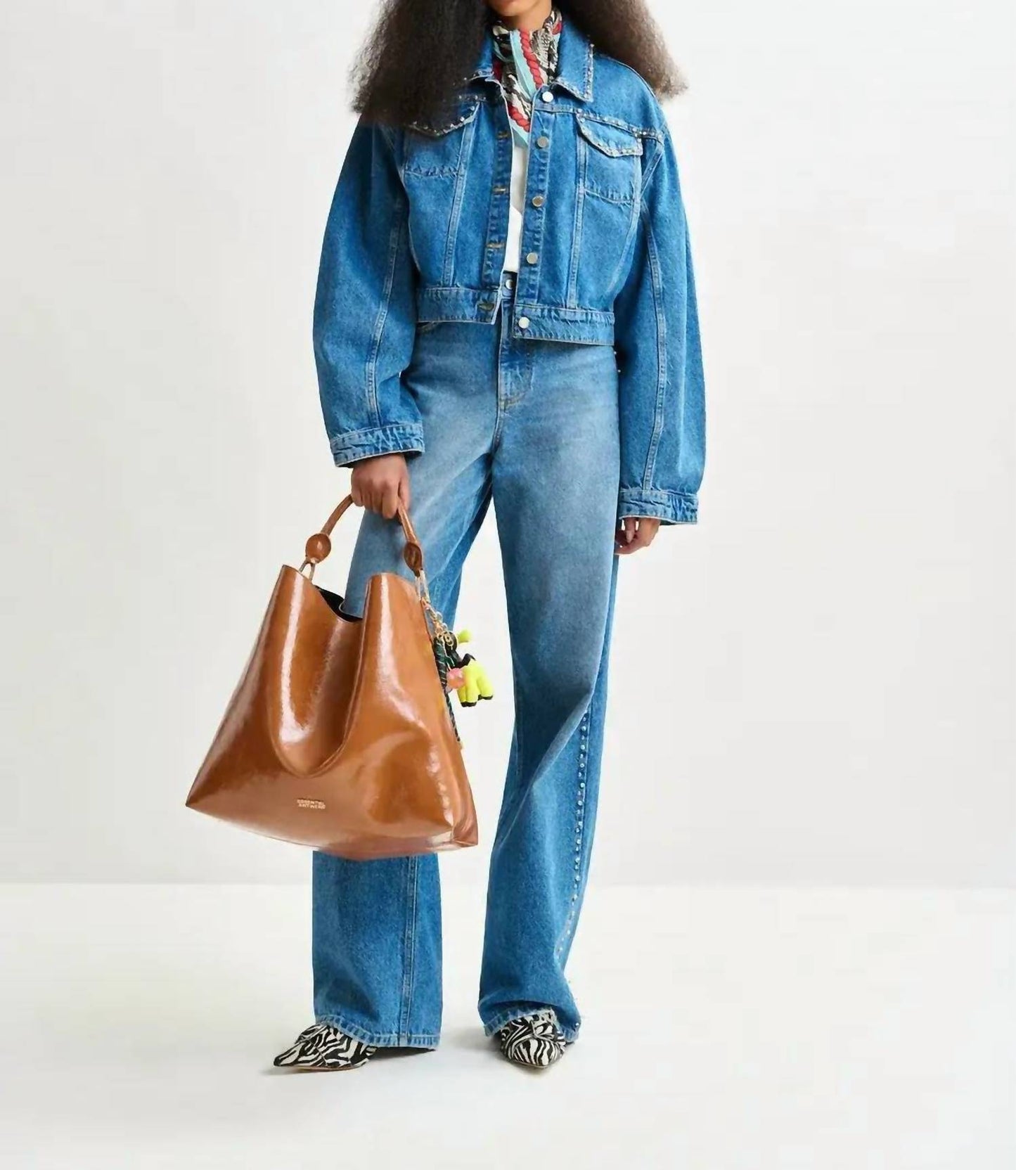 Essential Antwerp - Cropped Denim Jacket
