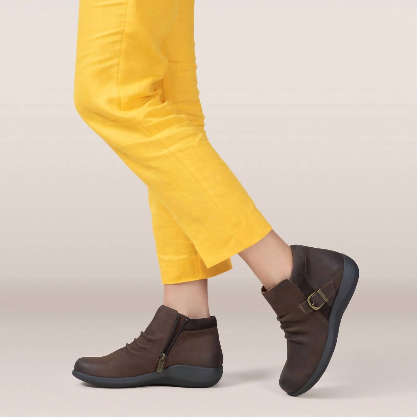 Aetrex - Women Luna Ankle Boot