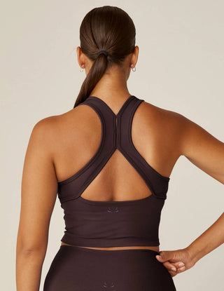 Além do Yoga - Regata Cropped Powerbeyond Strive