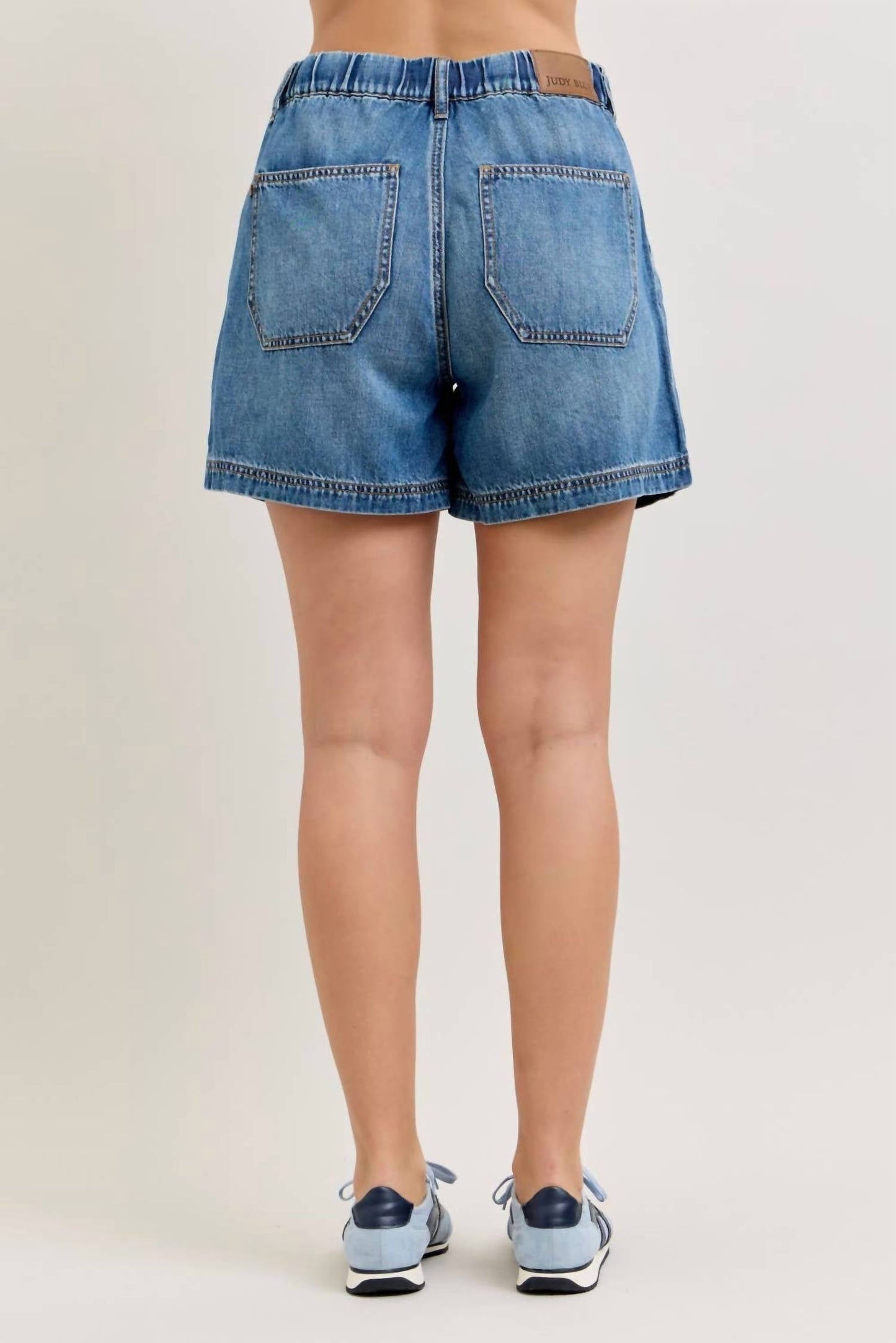 Judy Blue - High Waisted Featherweight Baggy Shorts