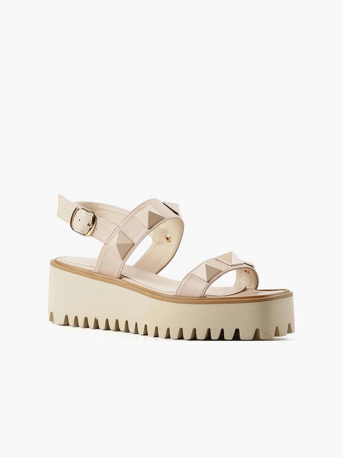 All Black - Pyramid Stud Flatform Sandal