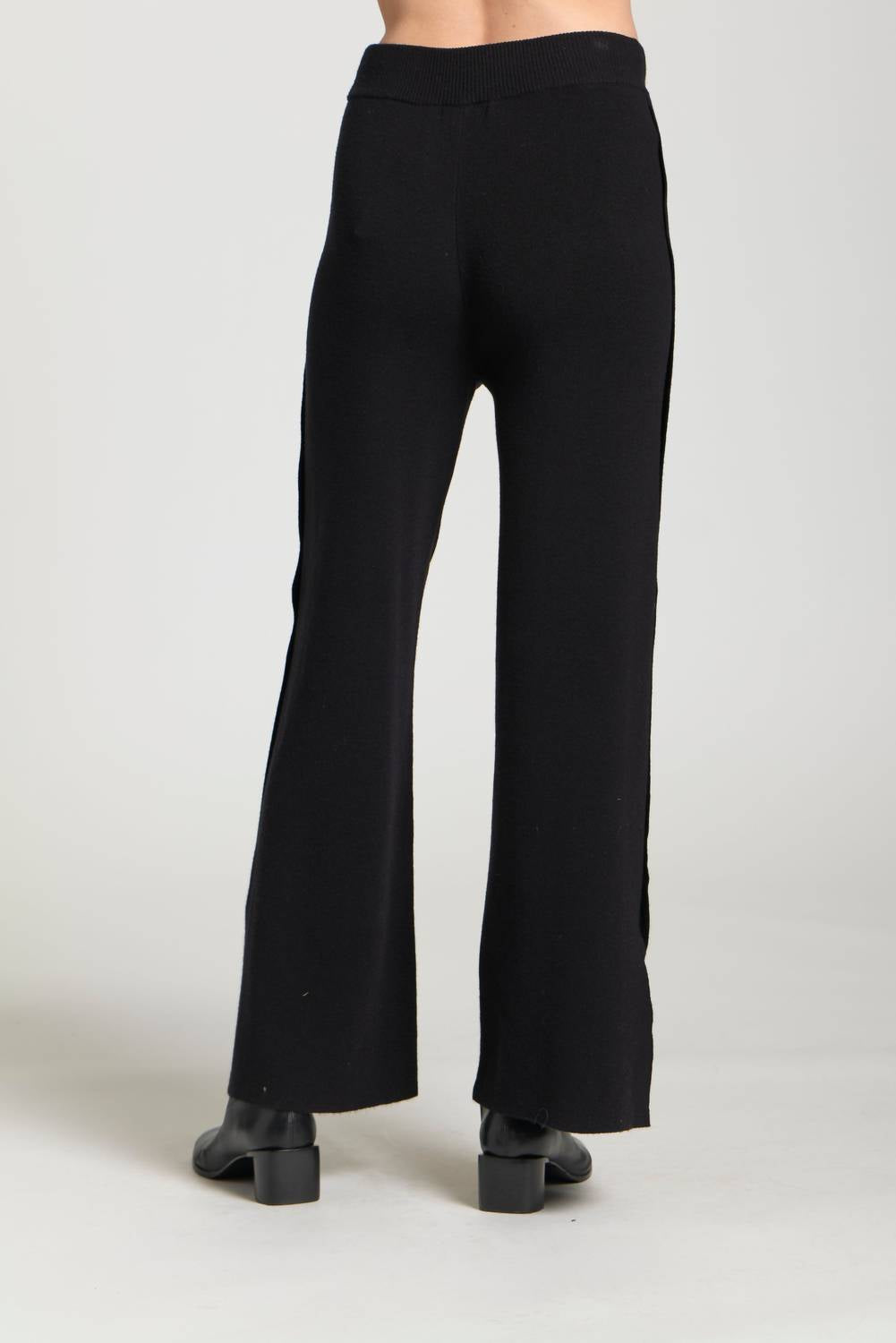 Apny - Split Hem Pull On Pants