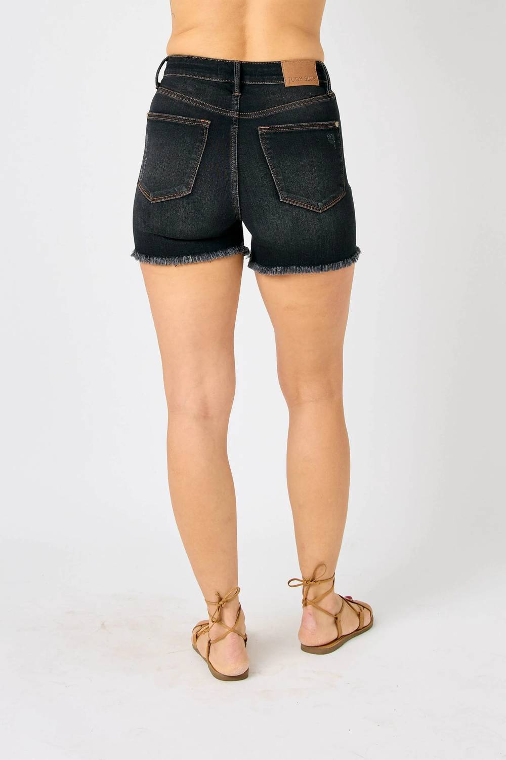 Judy Blue - Tummy Control Fray Hem Shorts