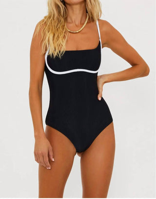 Beach Riot - Fé One Piece