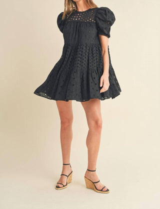 &amp;Merci - Vestido curto babydoll Keri com ilhós
