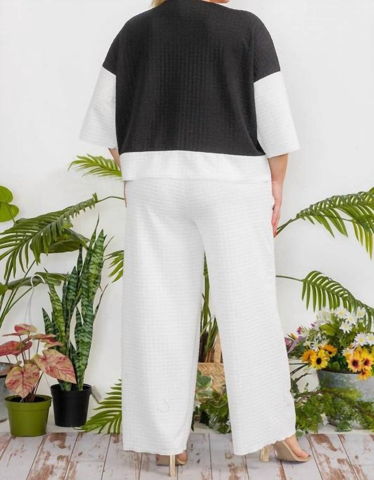 Karen T Design - Cozy Textured Two-piece Set
