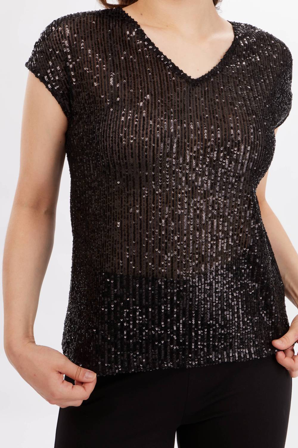 Frank Lyman - Sequin V-neck Knit Top
