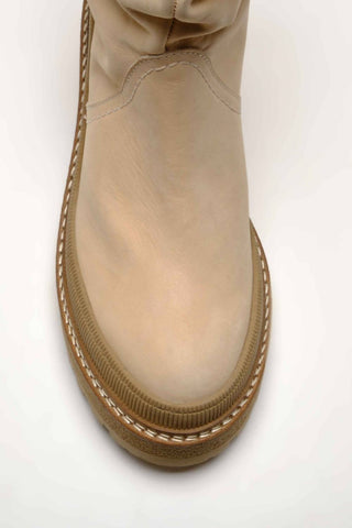 Pessoas Livres - Bota Mel Slouch