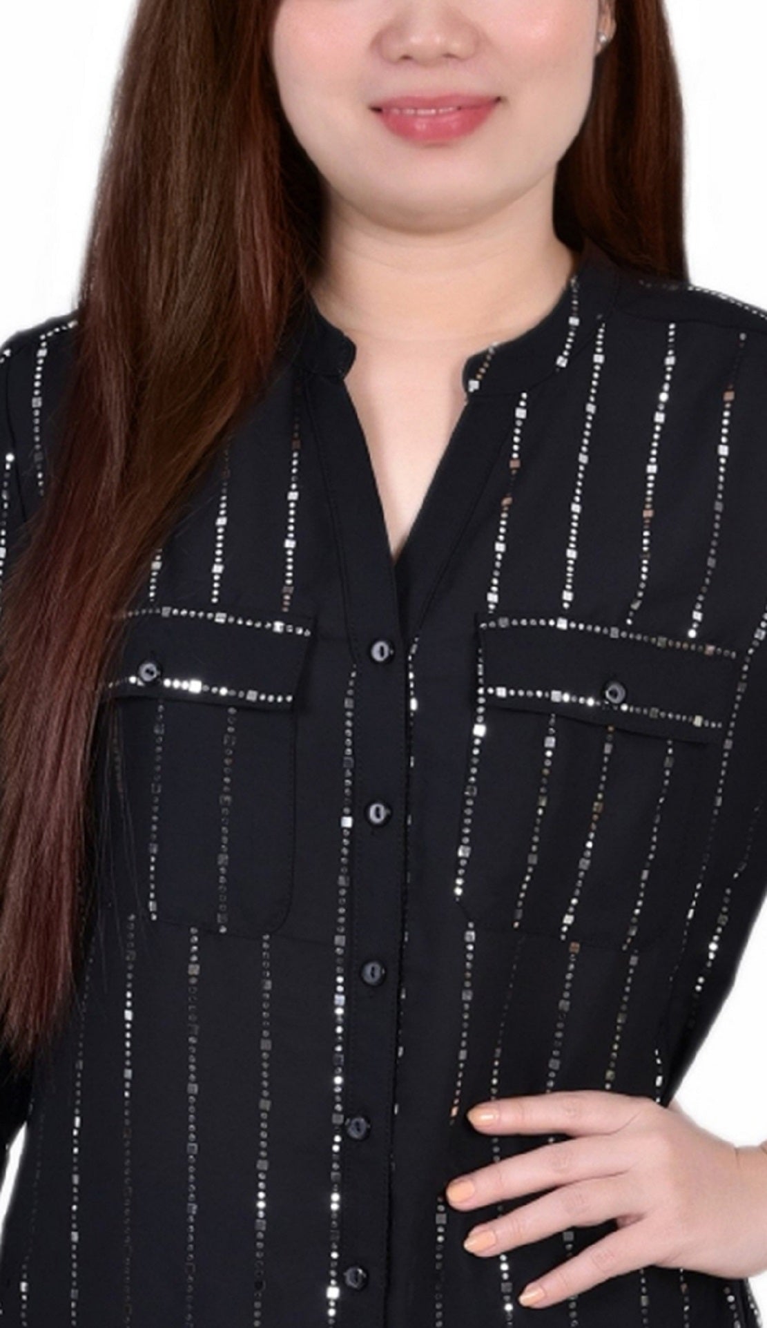 Blusa feminina NY Collection com detalhes metálicos, manga 3/4 e aba dobrada, preta, tamanho grande