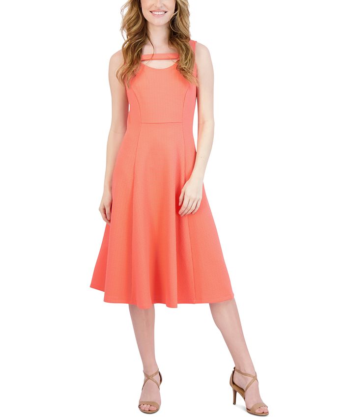 Vestido feminino texturizado com decote em V e fenda lateral Sandra Darren, tamanho P, laranja