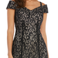Vestido de renda ombro a ombro feminino R &amp; M Richards, preto, tamanho 12