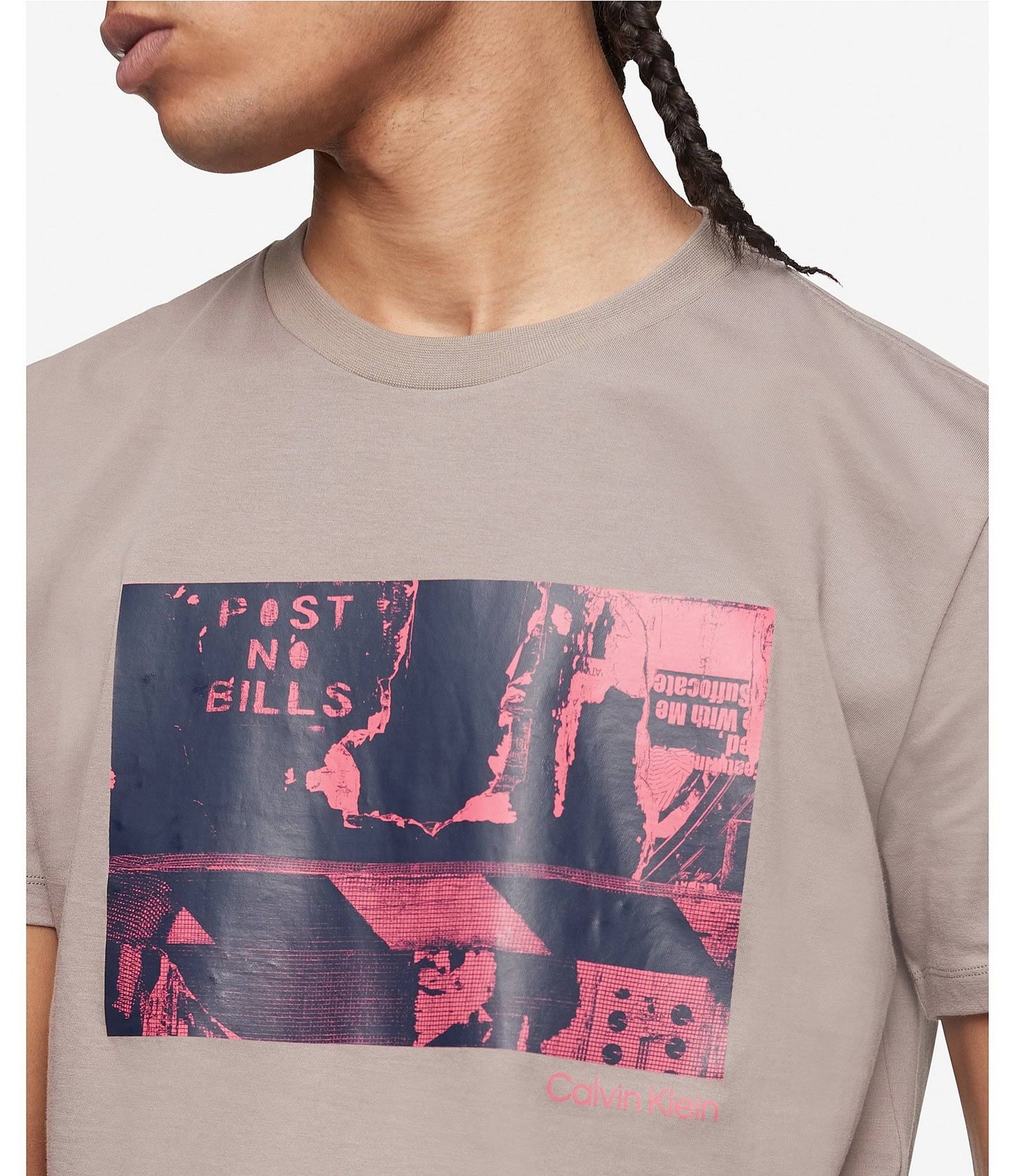 Camiseta Calvin Klein Masculina Relaxed Fit com Estampa Gráfica e Logotipo Cinza Tamanho XXG