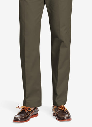 Calça Chino Americana Straight-Fit Frente Lisa Masculina Izod Verde Tamanho 34X32