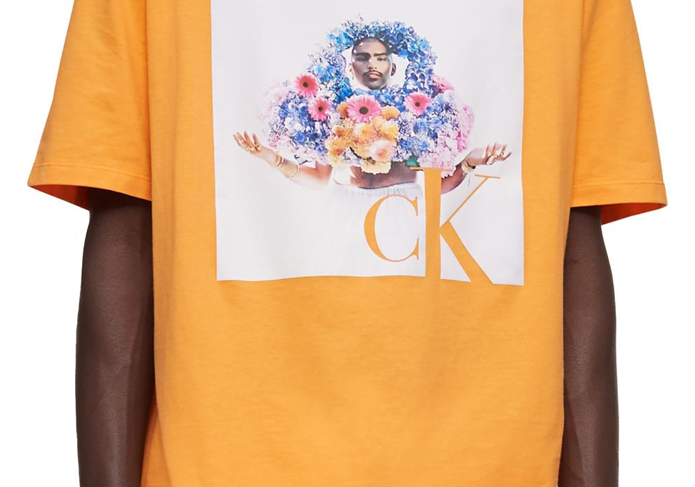 Camiseta Calvin Klein Masculina Relaxed Fit Pride Graphic Crewneck Laranja Tamanho M